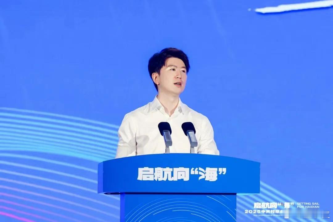 全国首个AI厨师持证上岗！厨房机器人获千万融资