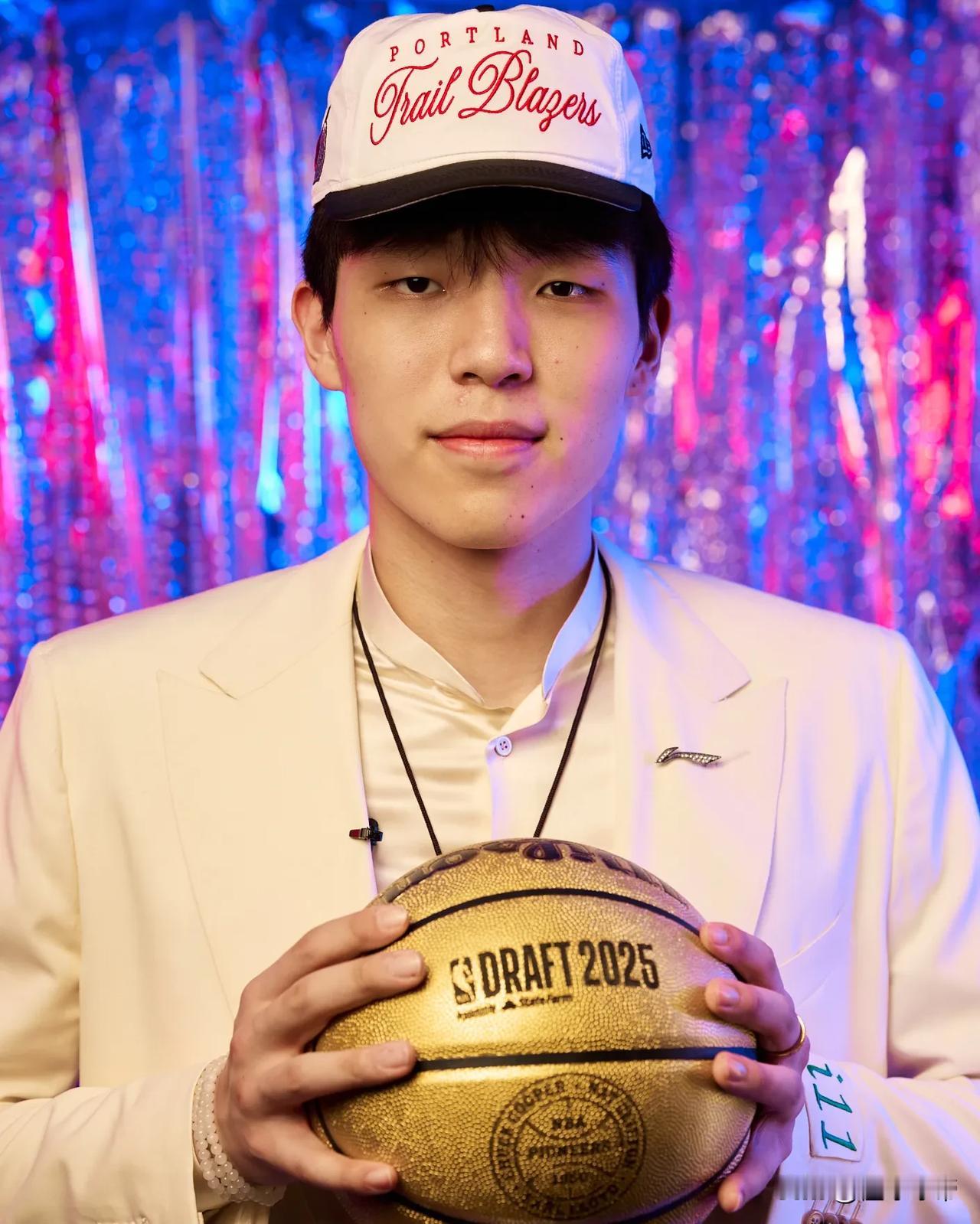 从CBA弃子到NBA第16顺位！杨瀚森逆袭封神