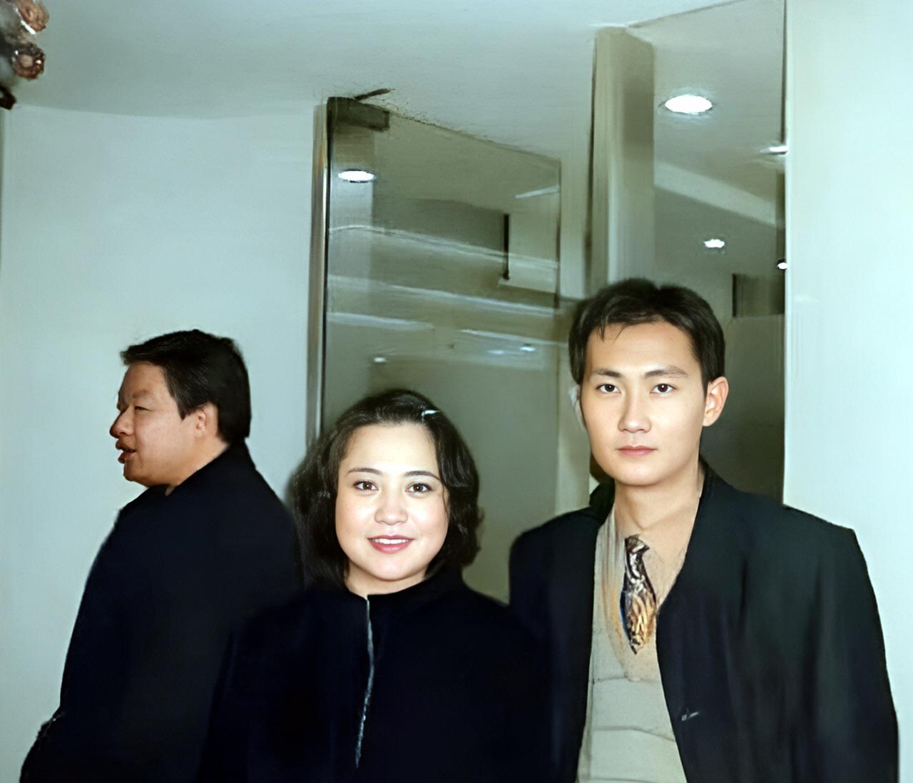 《低调王者马化腾